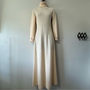 Vintage Partout Junior Maxi Long turtle neck sleeve Dress in Pure Virgin Wool 5